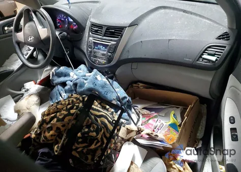 2016 Hyundai Accent Se z USA, uszkodzony, nr VIN KMHCT4AE9GU092178